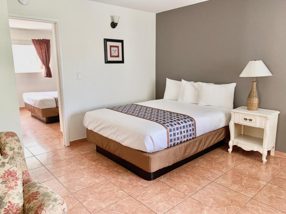 Capri Apartments Lake Worth Beach Exterior photo